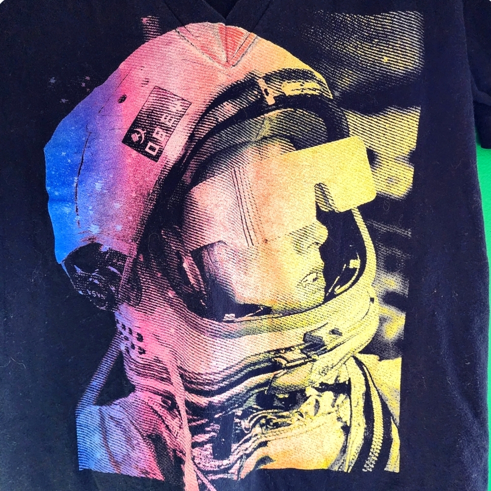 Obey Graphic Tee - Picture 2 of 3